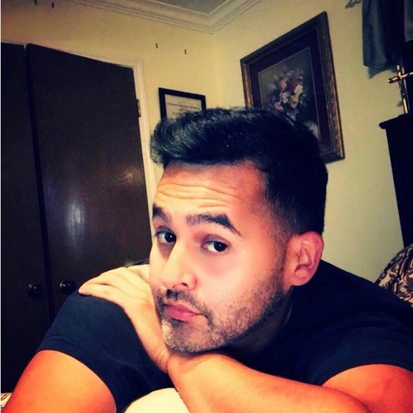 Meet your Posher, Johnny - Picture 10 of 12